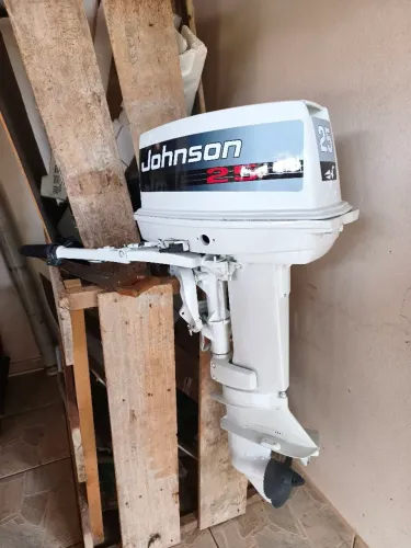 Motor 25 Jhonson 97