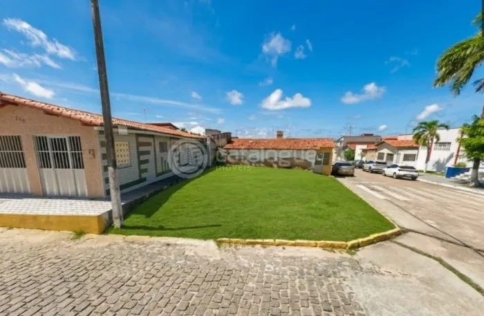 Oportunidade Comercial em Maxaranguape: Terreno Premium em Frente à Prefeitura