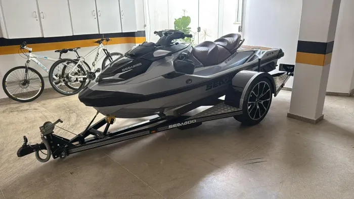 Jet ski extra gtx 