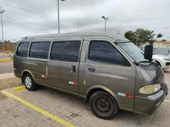 Kia Motors Besta GS Grand 3.0 8V 16L Diesel 2002