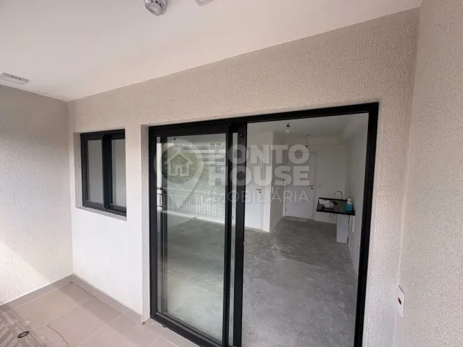 Studio à venda, 28m², ao lado do metrô Saúde