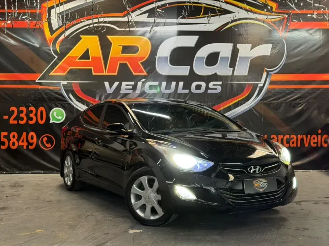 Hyundai Elantra GLS 1.8 16V Aut. 2012