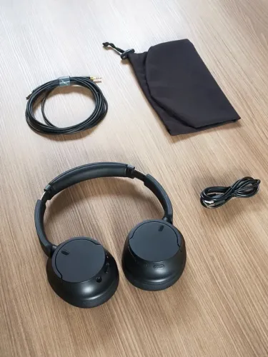 Fone Sony WH-CH720N