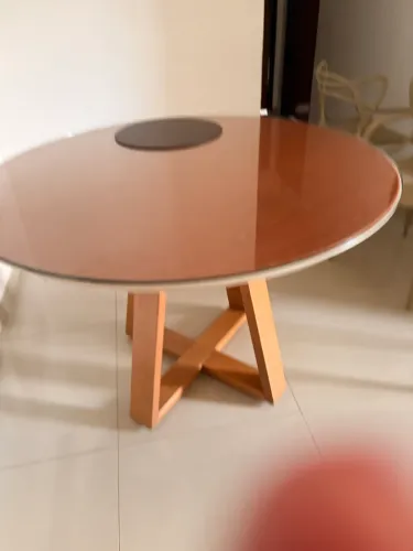 Mesa madeira tampo de vidro