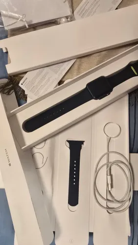 APPLE WATCH SERIES 1 ORIGINAL<br>SERIES 1<br>42mm Case Space Gray Aluminum<br>Sport Ban