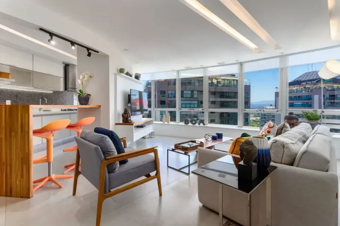 Apartamento mobiliado vista mar para locacao na barra da tijuca