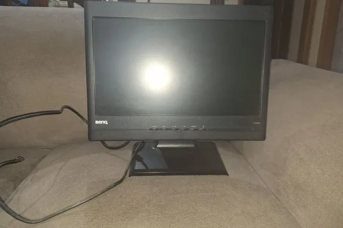 MONITOR BENG LCD