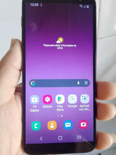 Celular j6 com 32gb valor 200reais