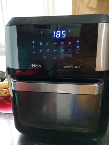 Air fryer 