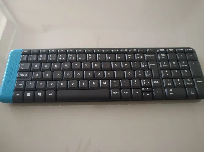 Teclado Logitech 
