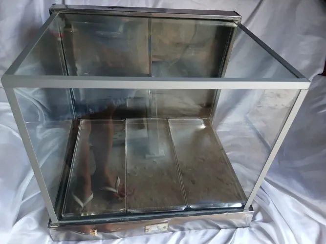 Estufa expositora simples de 3 bandejas