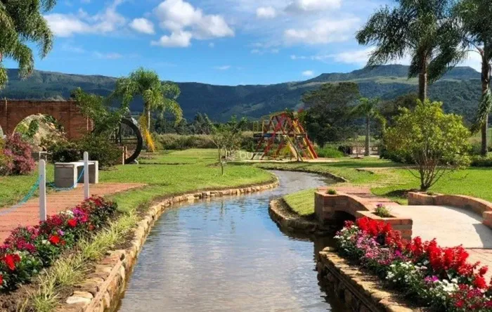 Terreno à venda no Condomínio Costa da Serra - Rancho Queimado
