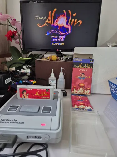 Jogo de Super Nintendo/Super Famico: ALADDIN (CIB)