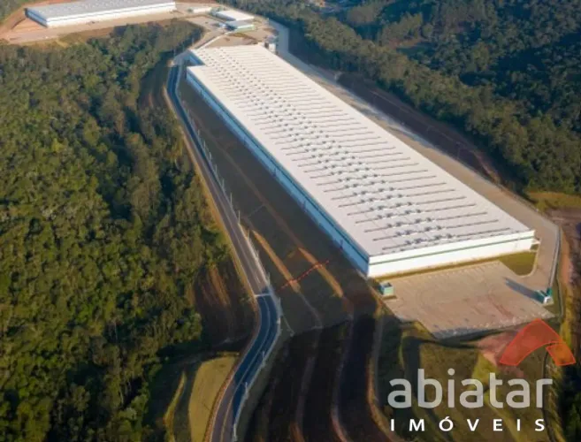 Galpão comercial para locação em Itaquaciara - Itapecerica da Serra/SP - 8.369,10m²