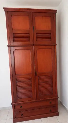 Guarda Roupas - Madeira