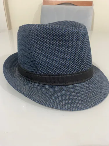  Chapeus Azul e Marrom $50 cada
