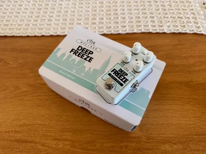 Pedal Electro Harmonix EHX Pico Deep Freeze Sound Sustainer