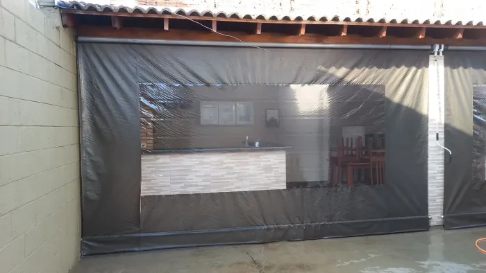 Toldo retratil