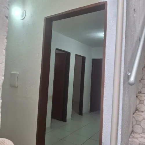 Aluga-se apartamento