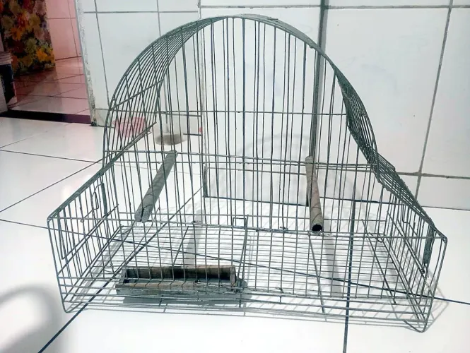 Gaiola de aço para pássaros 
