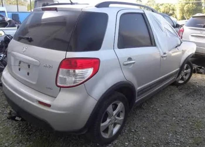 Suzuki sx4 2013 automático. Sucata peças 
