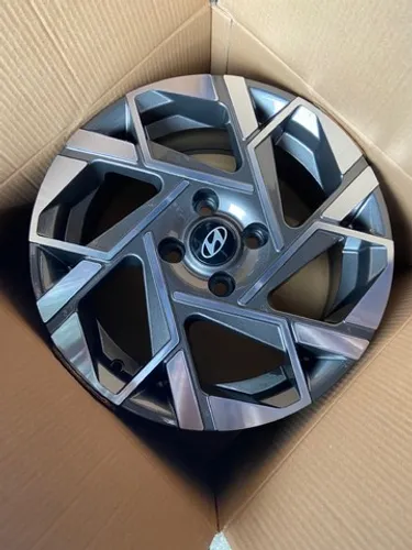 Roda HB20 aro 15 Grafite diamantada.