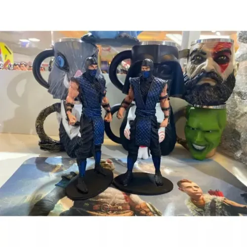 Boneco Sub Zero miniatura em Resina Mortal Kombat 19cm
