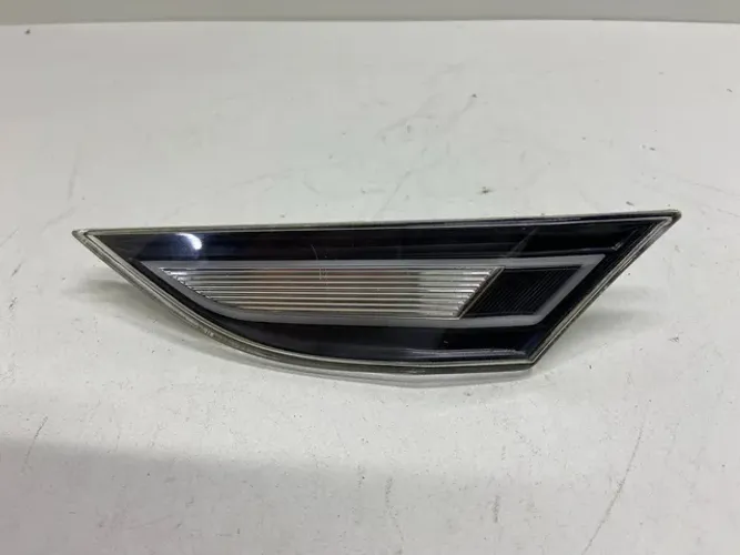 Pisca Lateral Parachoque Esq Porsche 718 2017 2018 2019 2020