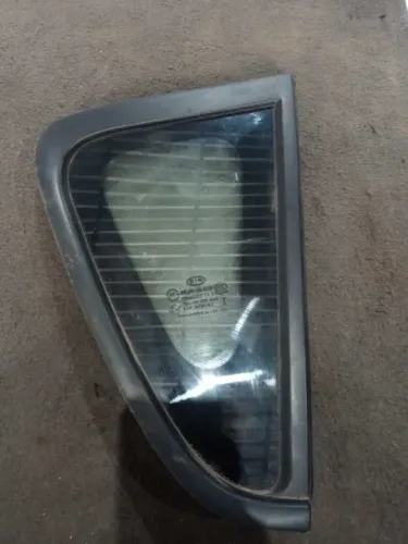 Vidro fixo traseiro direito Kia soul 2012