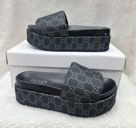 Sandália Gucci feminino