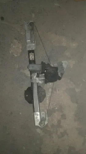 Motor Elétrico do Vidro Dianteiro Esquerdo Renault Sandero Logan 2015