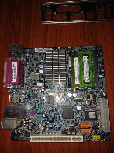 Placa interada com processador,DDR3,ECS TIGD-CI4 V1.1 ATOM D425 