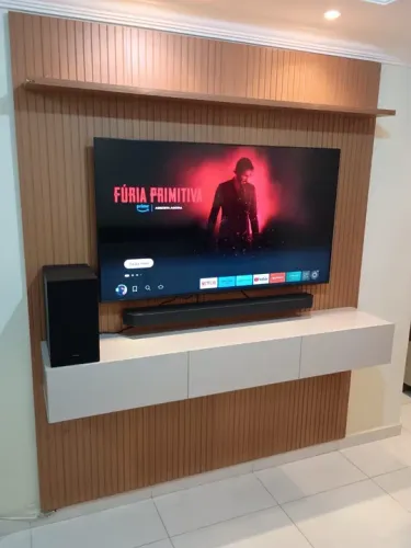 Painel ripado P/tv até 70 polegadas 