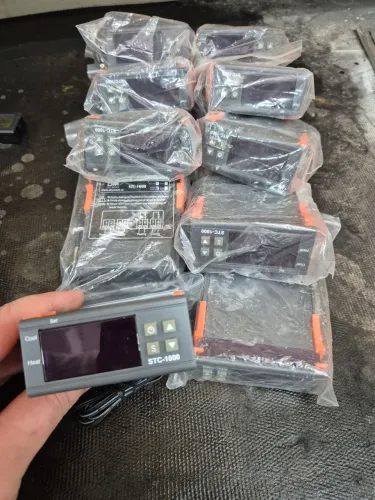 10 Controlador de Temperatura STC-1000