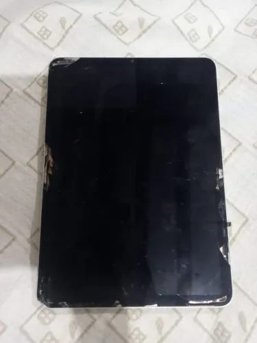 Ipad com tela danificada