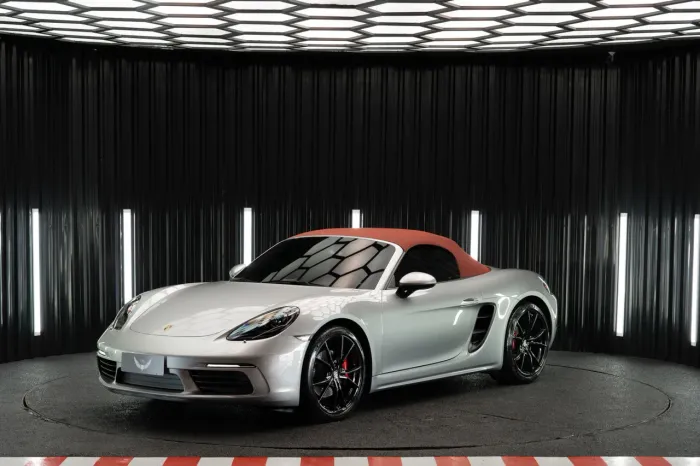 Porsche 718 Boxster