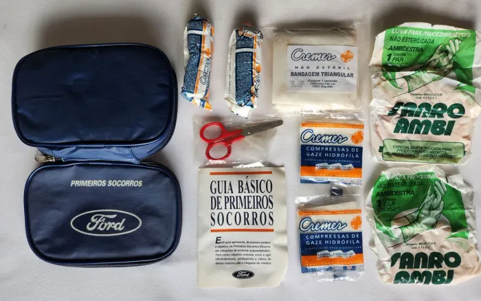 Kit de Primeiros Socorros Original Ford 1998