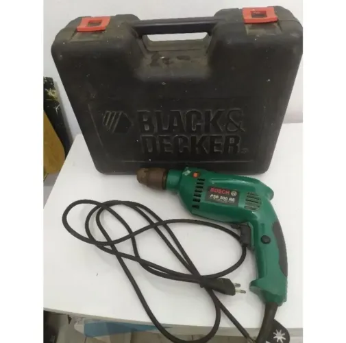 Furadeira Bosch PSB 550 RE e Maleta ler descrição do anúncio 