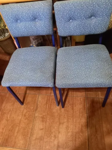 Par Cadeiras Simples Estofadas