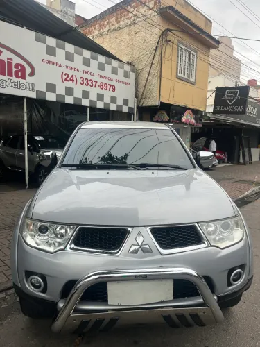 L200 triton hpe 2013