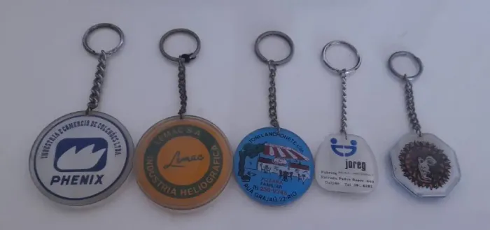 5 Lindos Chaveiros De Acrilico,Antiga Coleção,Em Muito Bom Estado
