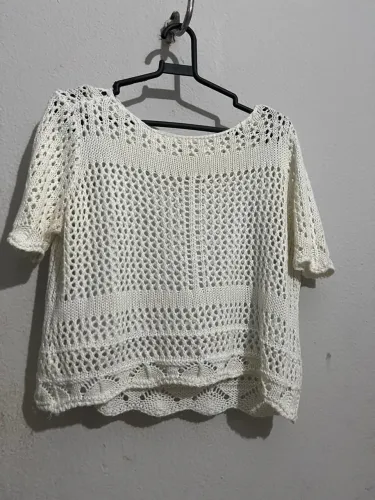 Blusa de Tricô Branca Delicada