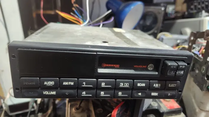 RÁDIO TOCA FITAS VOLKSLINE COM BLUETOOTH PARA FUSCA GOL SANTANA LOGUS