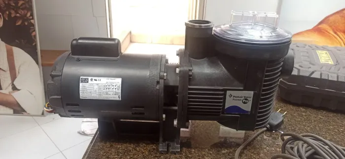 Bomba para piscina Weg 1.5 cv NOVA