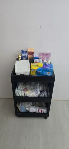 Mesa e cadeira estetica kit manicure