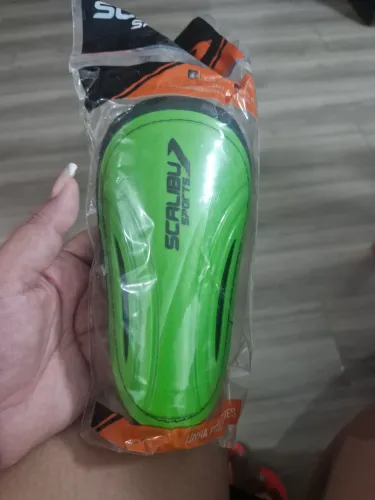 Caneleira de futebol, para crianças