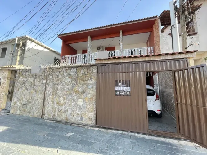 "" A L U G O "" Com Modulados  Logísticas Porto Açu  Magnifica Casa Turf 04 Qtos Lado TV R