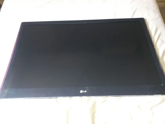 Tv LG 42" com defeito