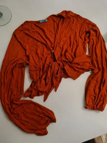 Cropped boho marrom tijolo com amarração e babado blank