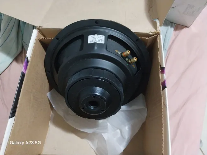 Subwoffer + alto falantes